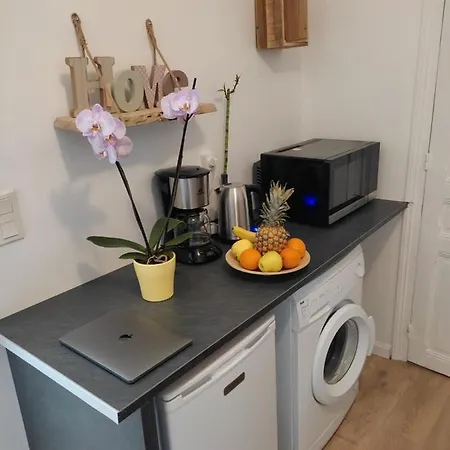 Air-conditioned Flat With Terrace - Private & Independent - Apartment Lourdes